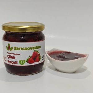 Çilek reçeli koruyucu katkı içermez güneşte kıvam aldırılmıştır %100 pancar şekerinden el yapımıdır.
